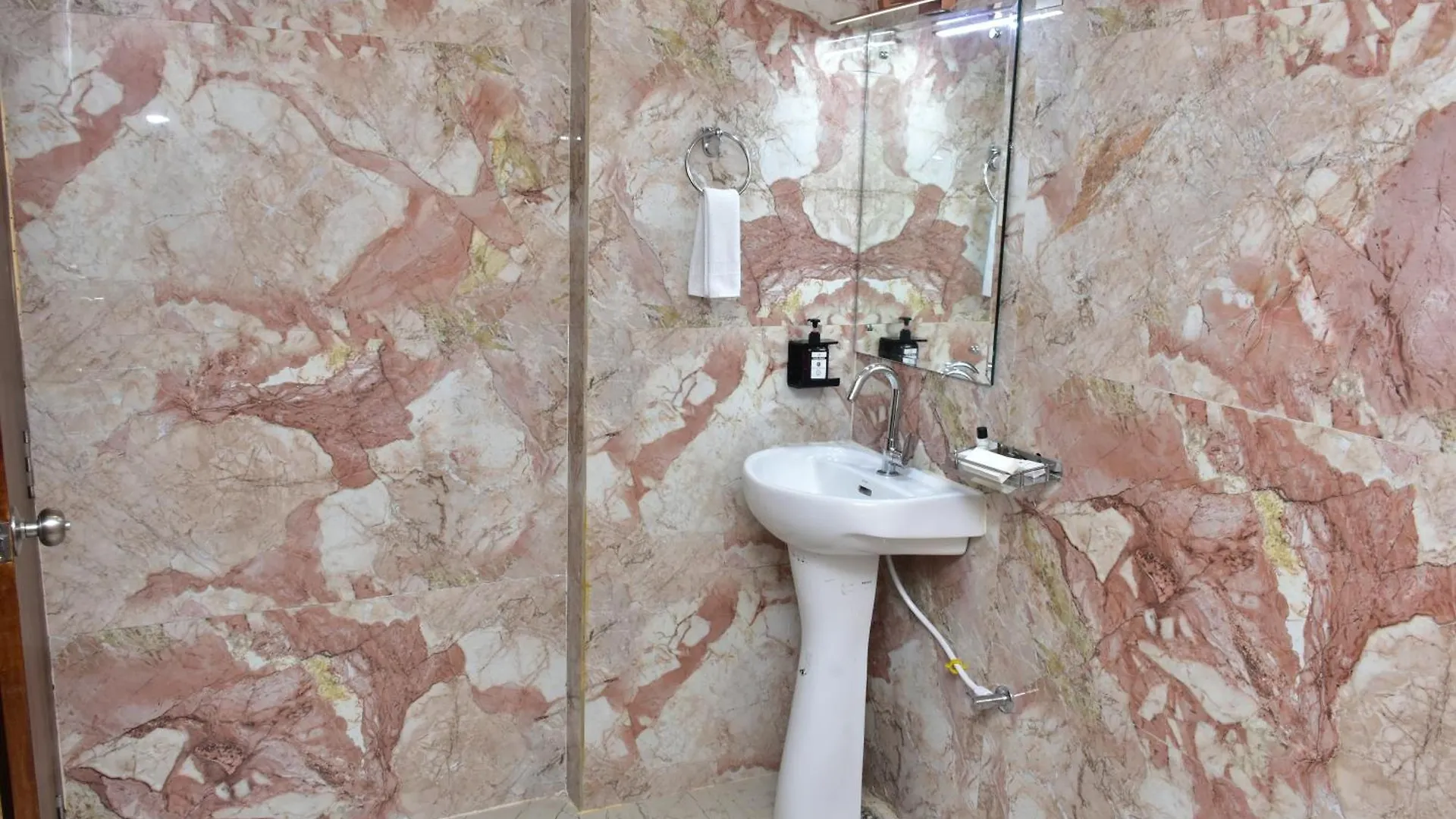 Hotel Jsr Ganga 瓦拉纳西 印度