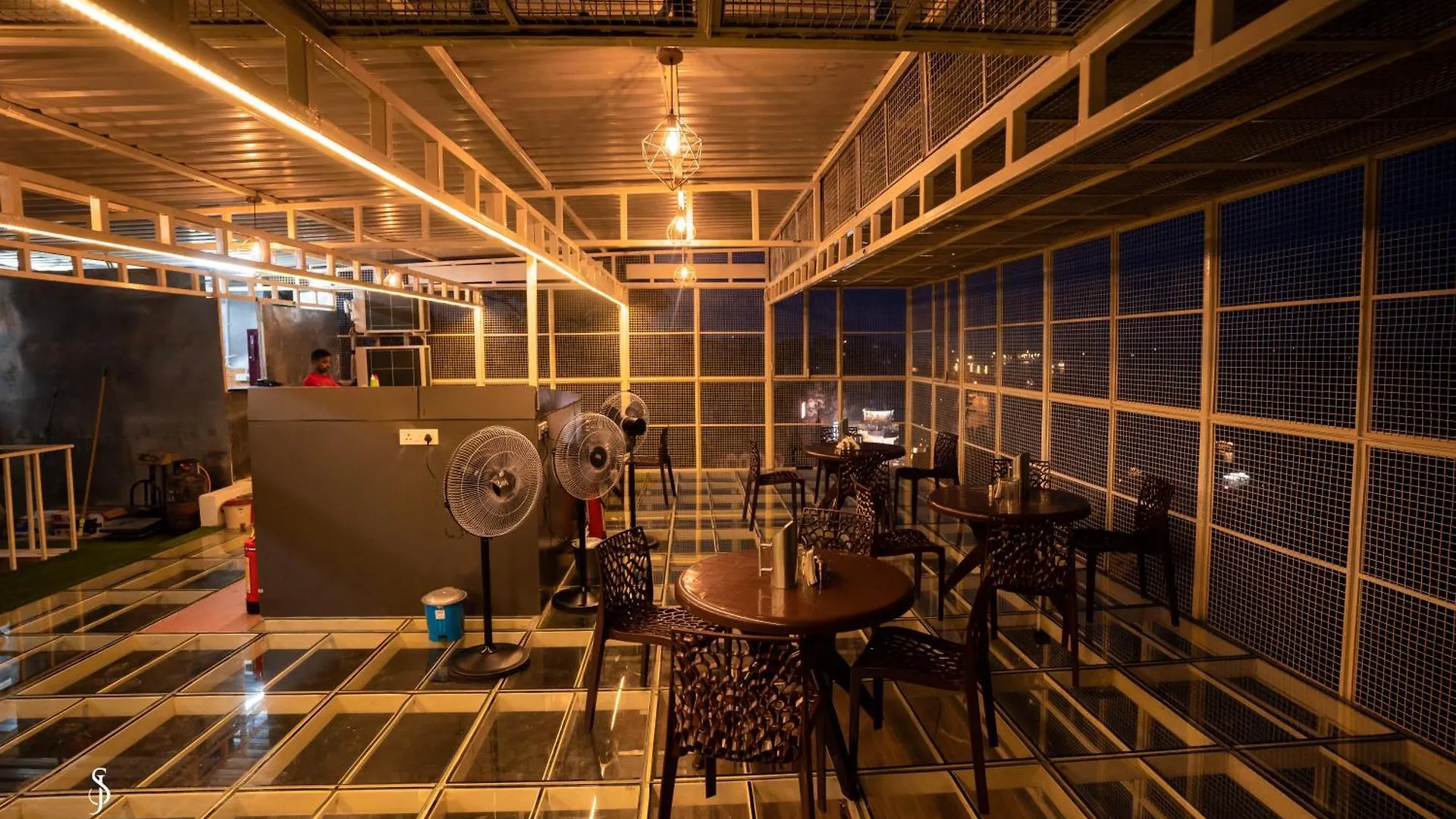 Hotel Jsr Ganga 瓦拉纳西 3*,